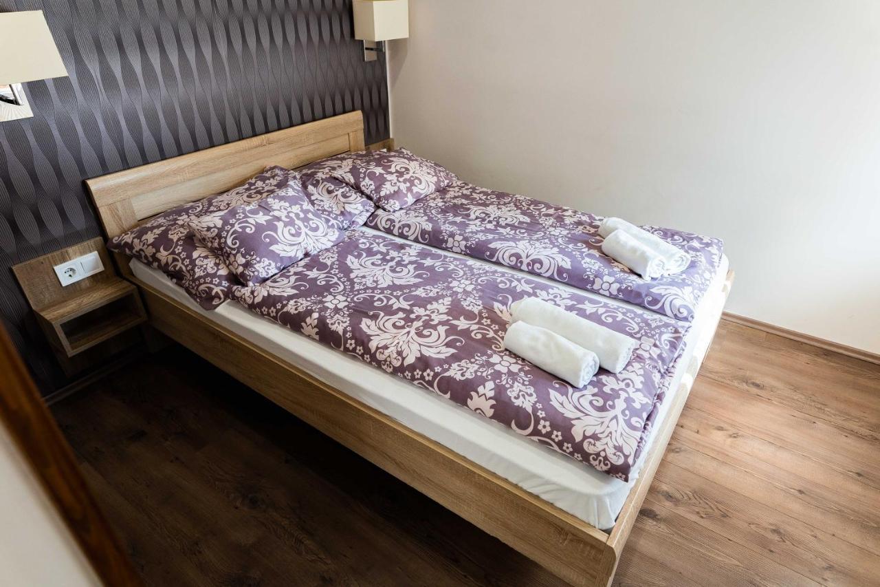 Allium Apartment Mako Bagian luar foto